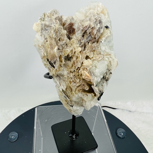 Silver Mica Lepidolite Yellow Gold Tint - Picture 7 of 7